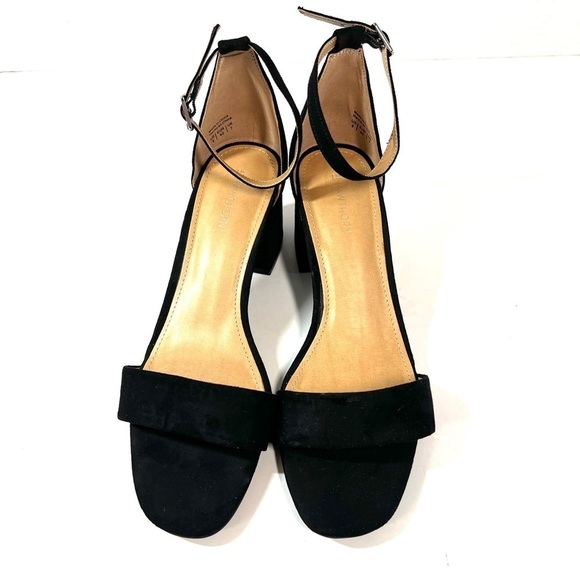 41 Hawthorn black suede block heel sandals size 9 - Picture 1 of 6